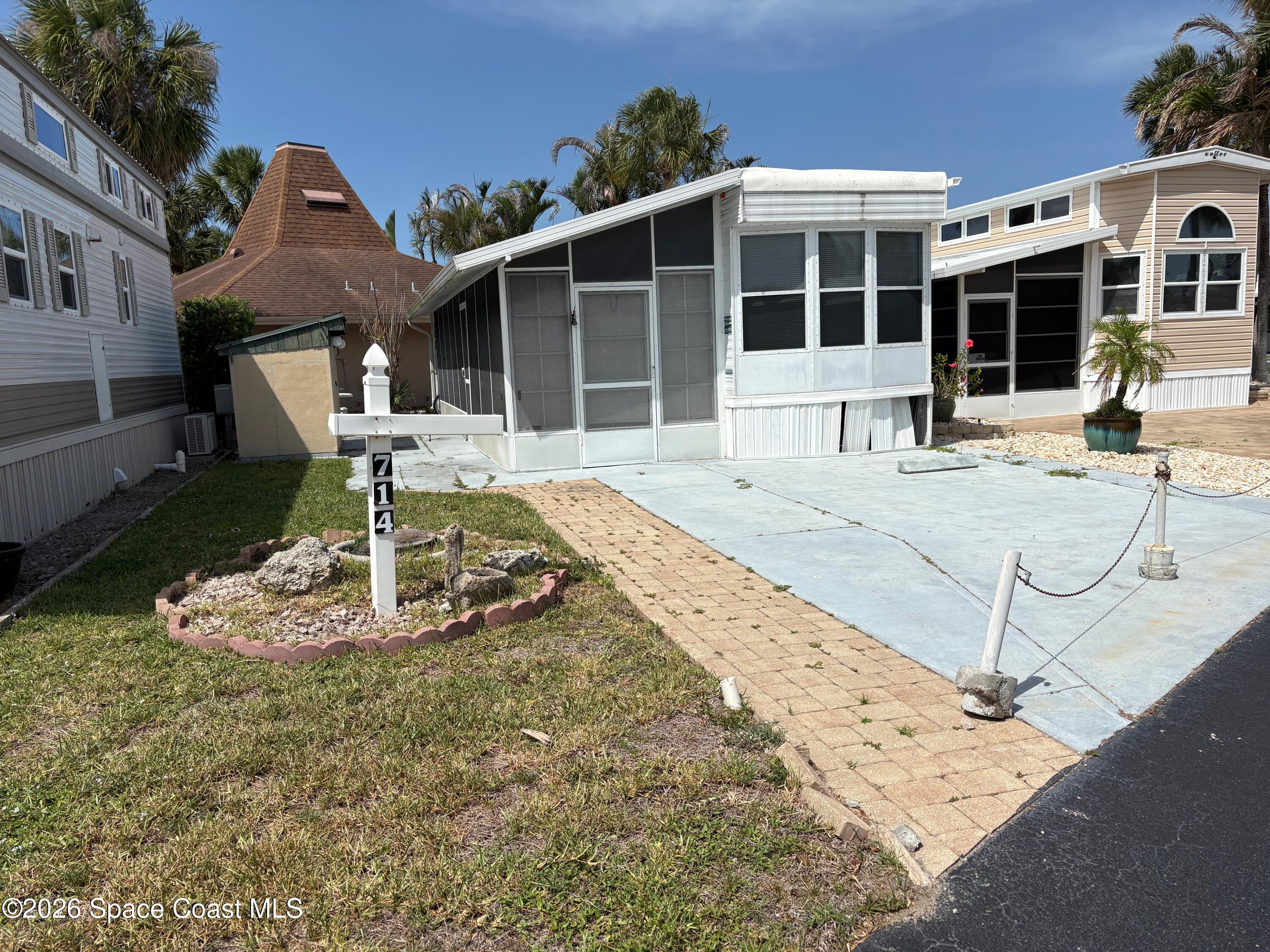 714 Horizon Lane 317 — photo