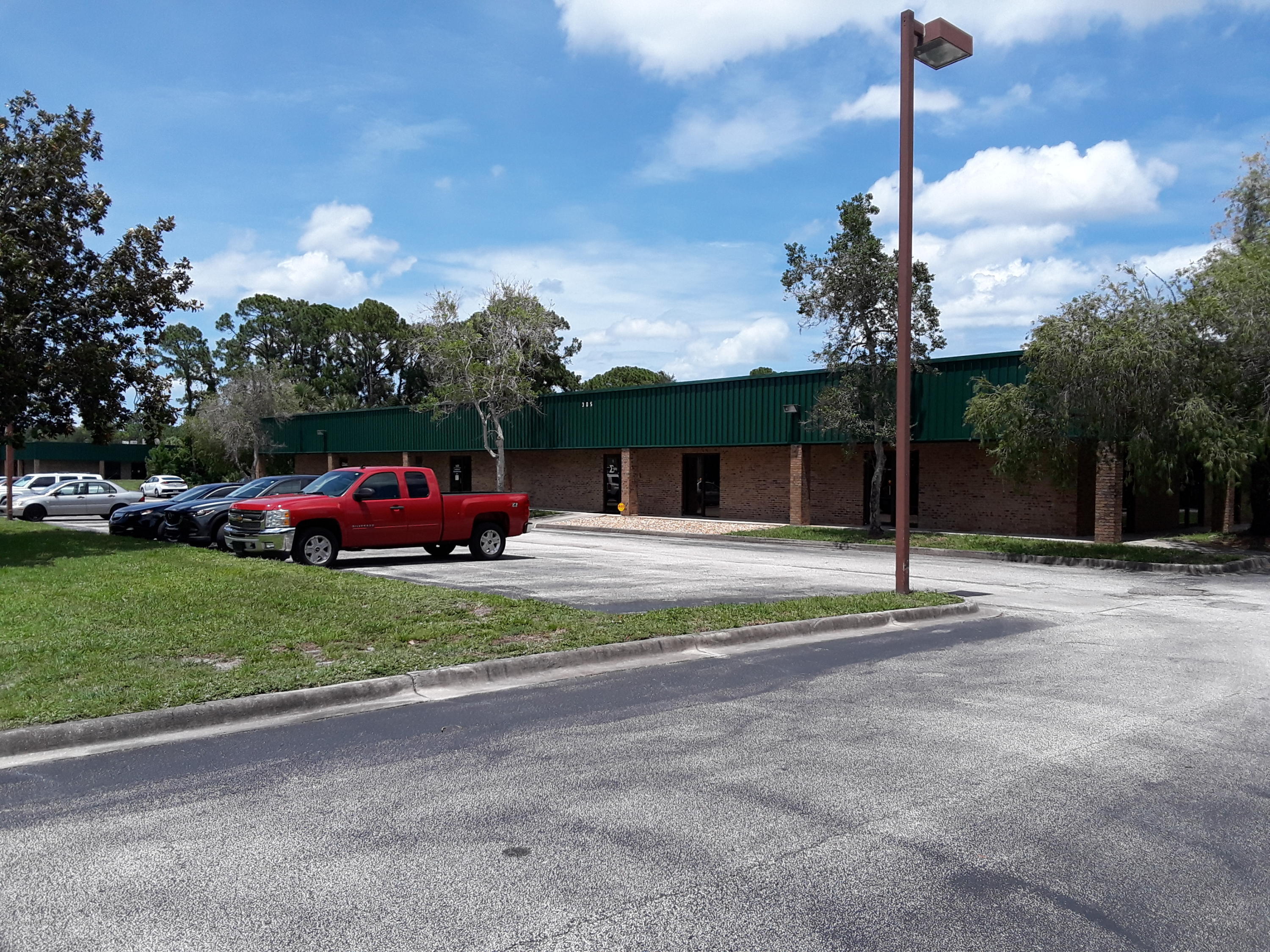 305 East Drive K — photo