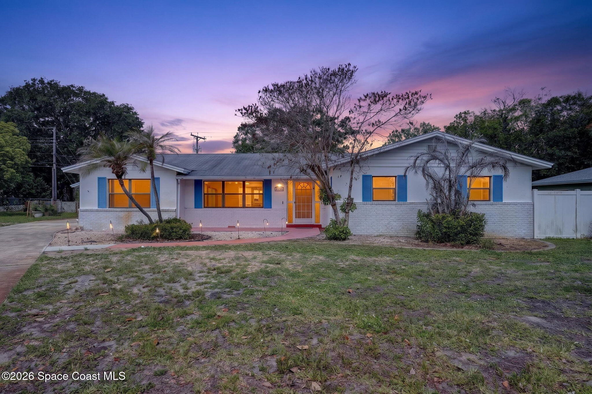 2753 Sherwood Drive — photo