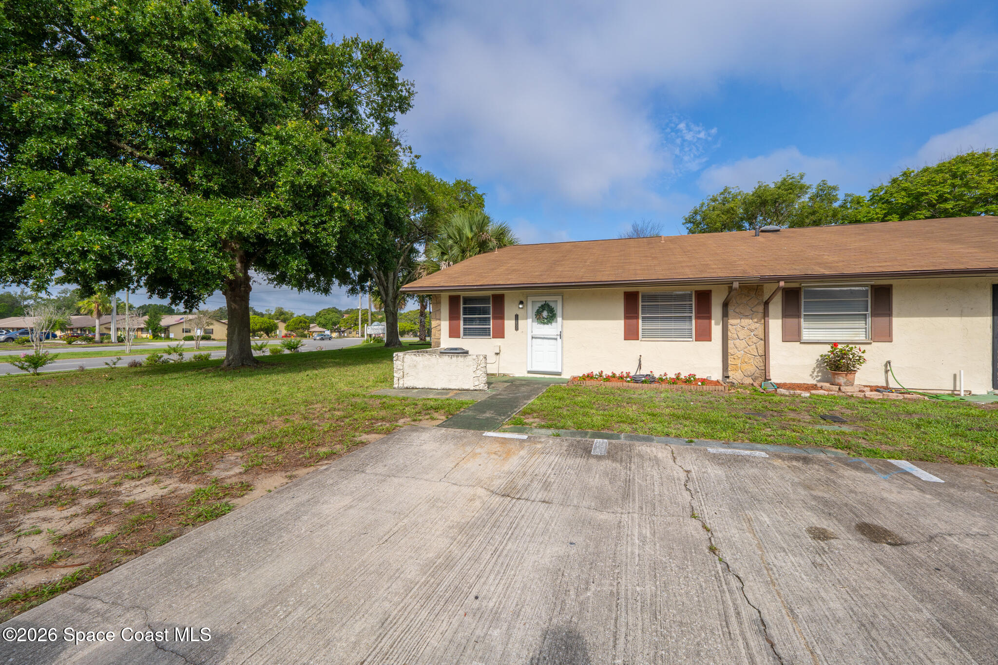 1140 Cheney Highway H — photo