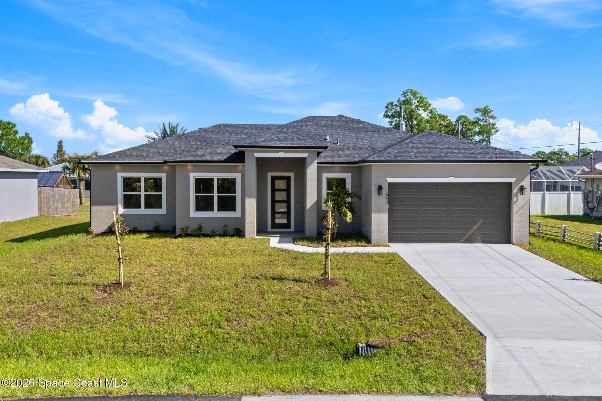 1697 Weiman Road SE — photo