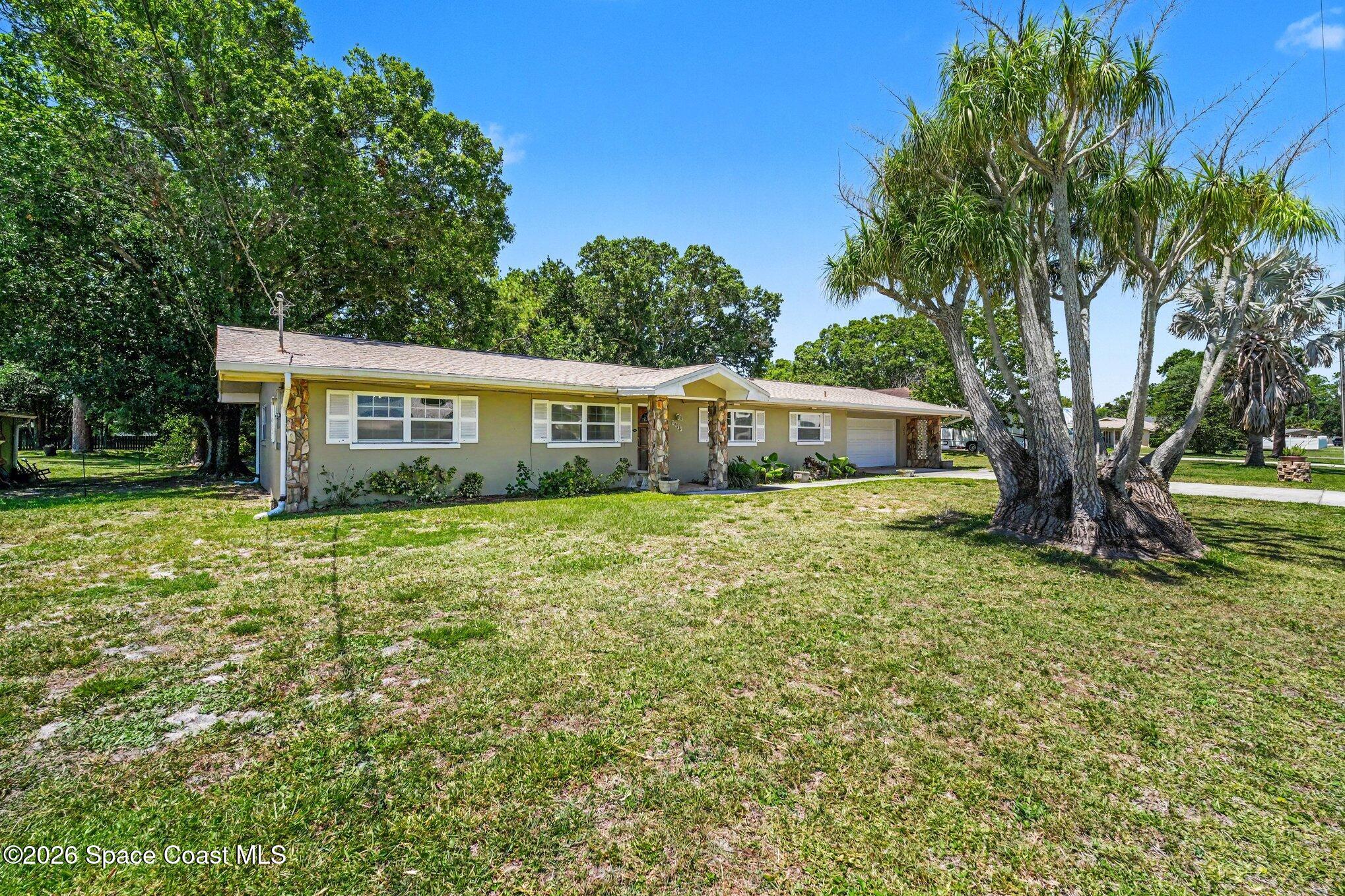 3075 Ellis Drive — photo