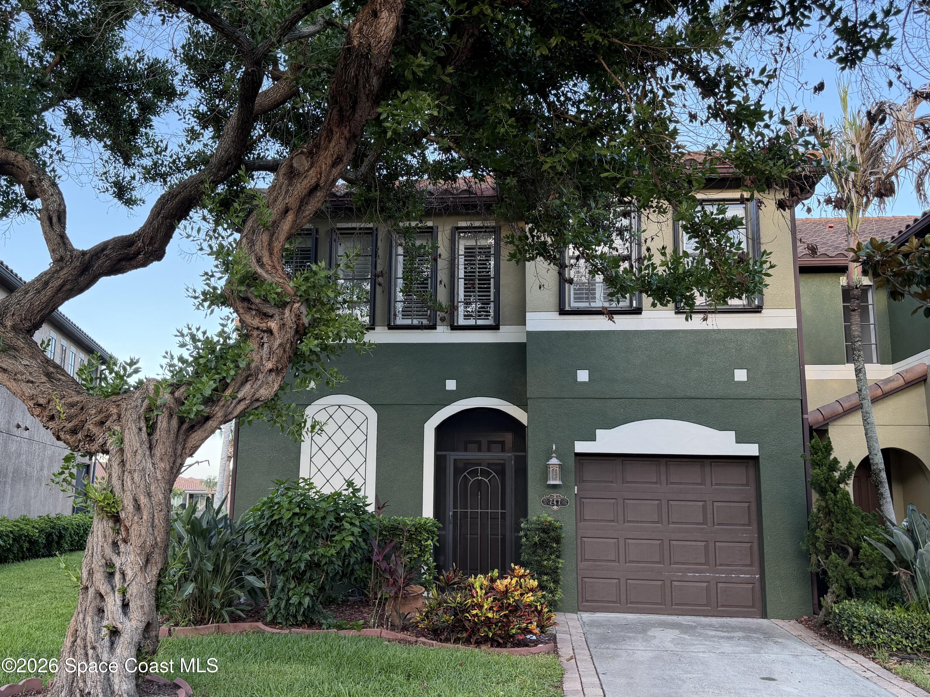 747 Ventura Drive — photo