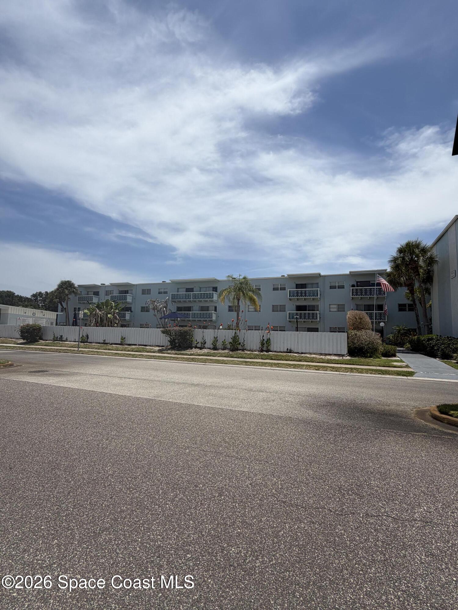 221 Columbia Drive 142 — photo