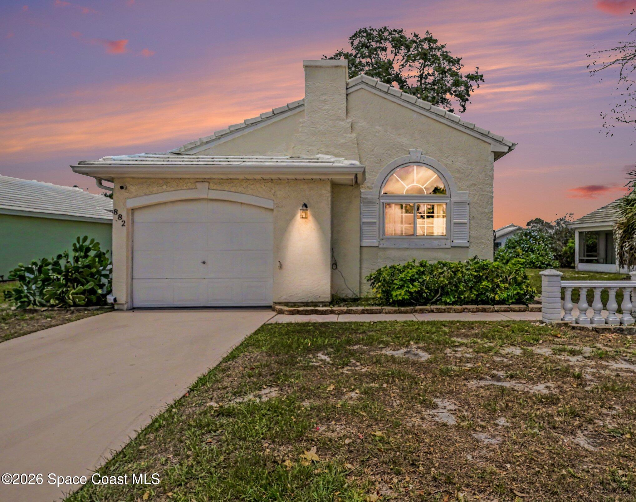 882 Wateroak Drive NE — photo