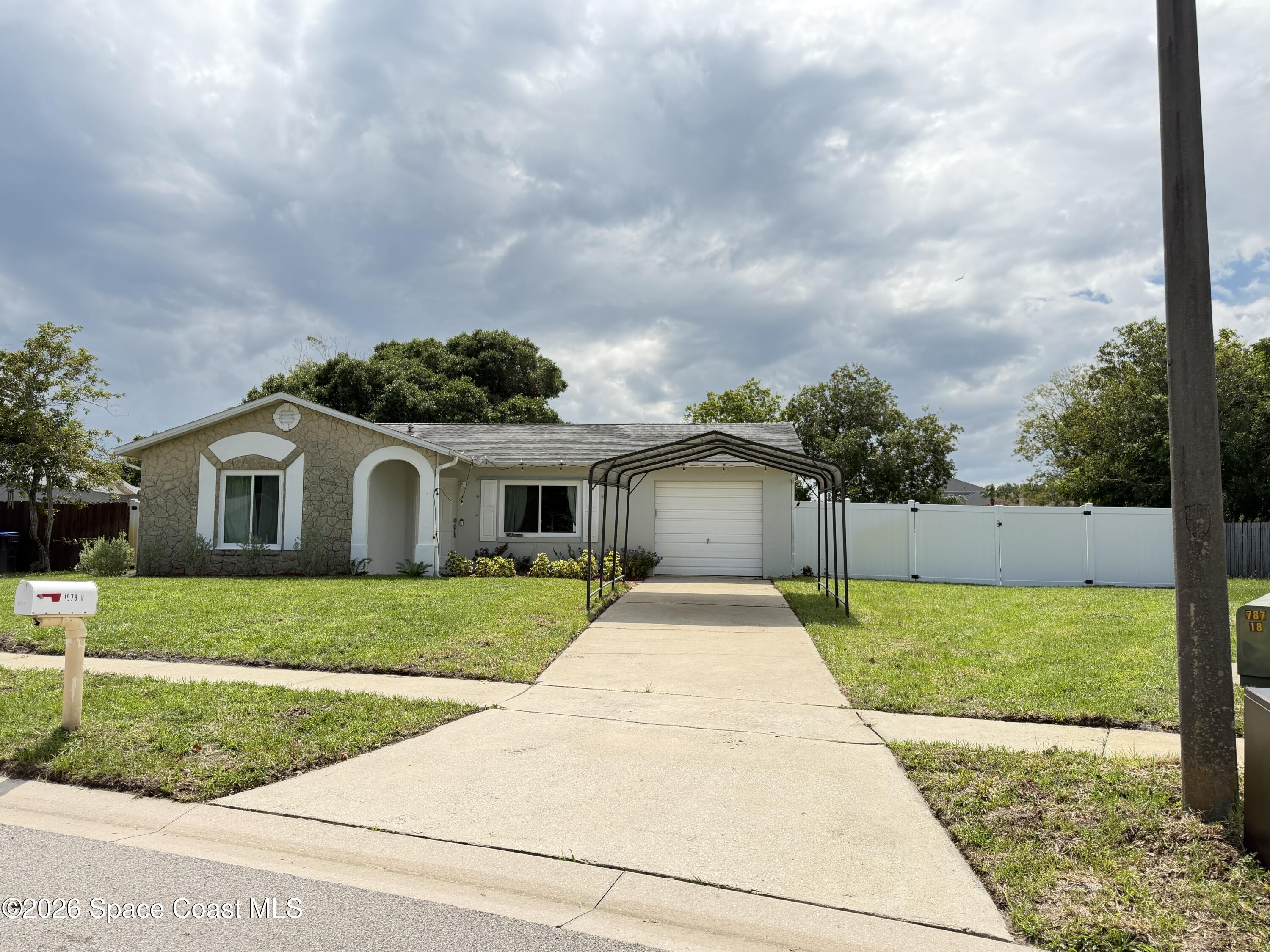 1578 W Powder Horn Road — photo