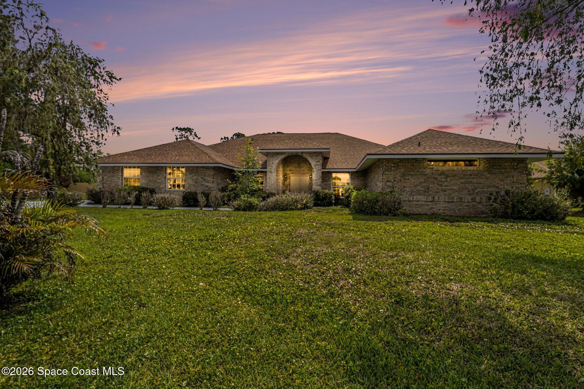 3663 Meadowlark Way — photo