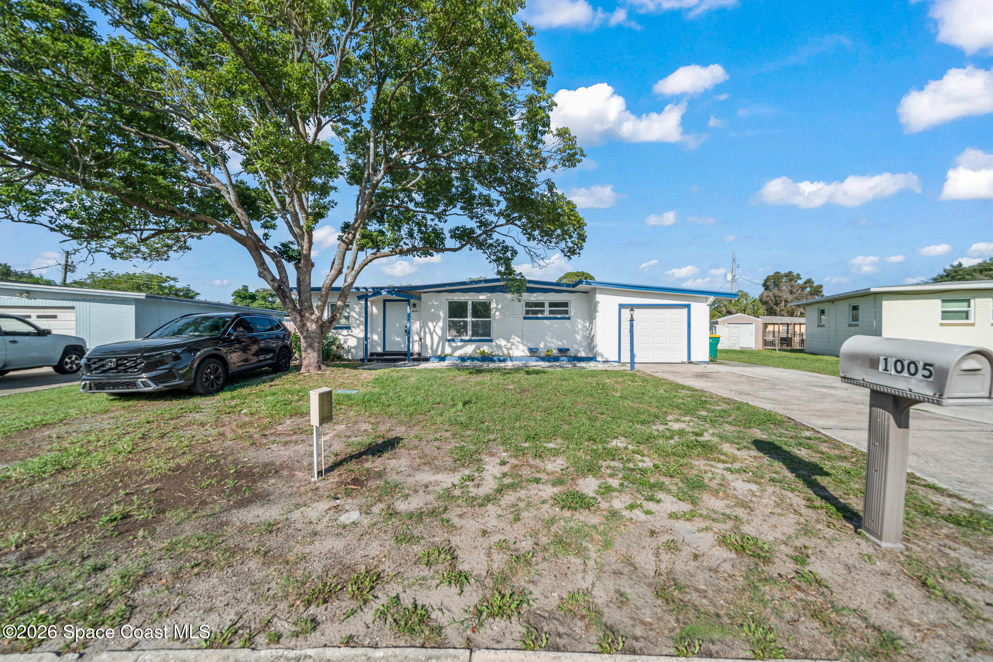 1005 Greenwood Way — photo
