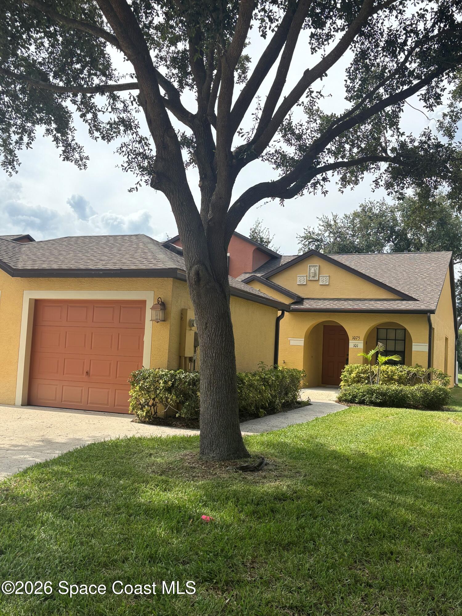 1075 Luminary Circle 101 — photo