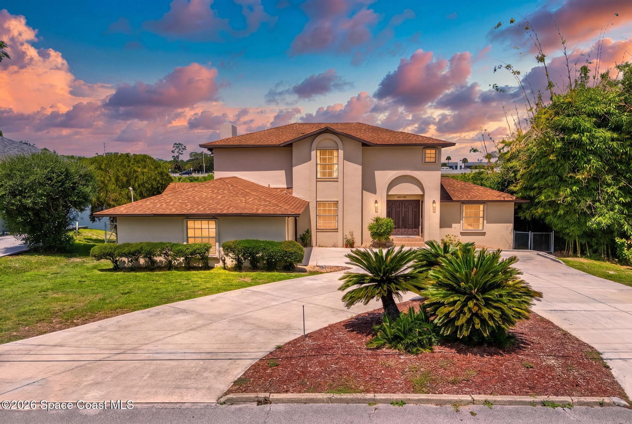 750 W Whitmire Drive — photo