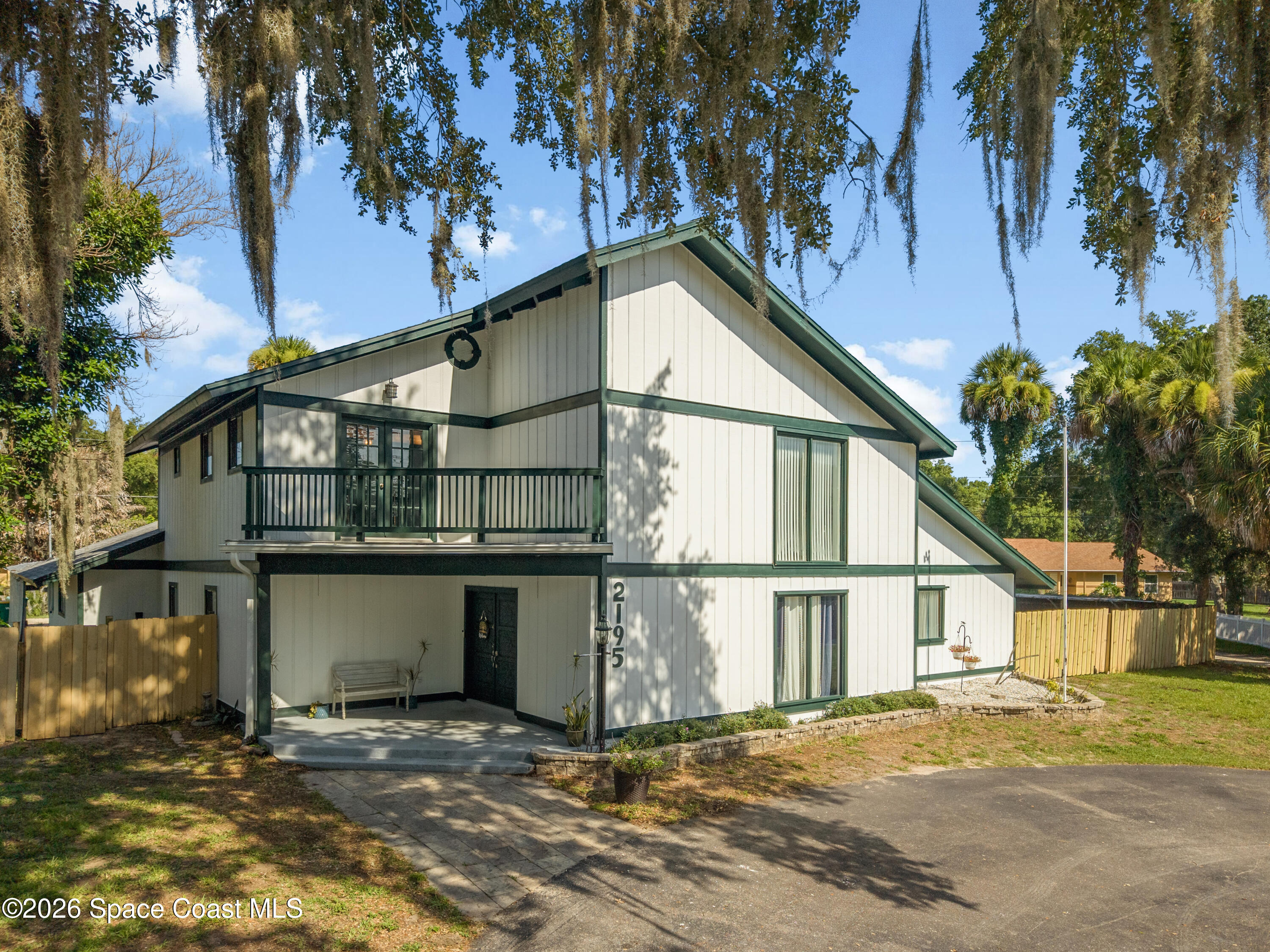 2195 N Tropical Trail — photo