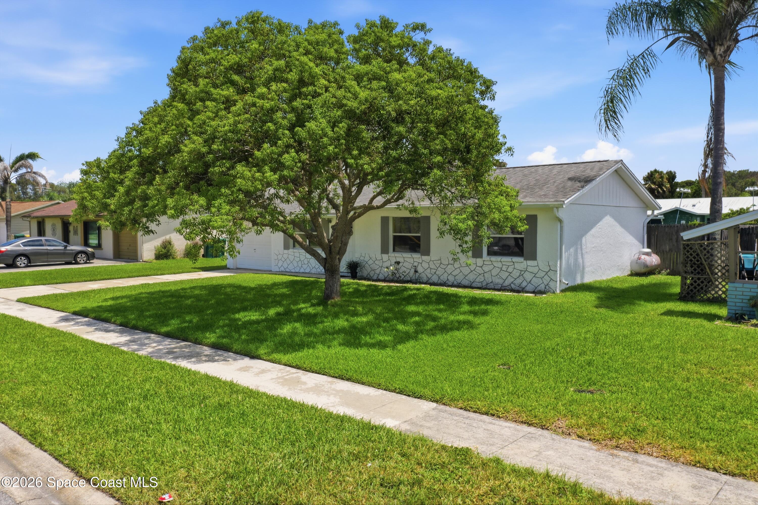 2803 Kensington Drive — photo