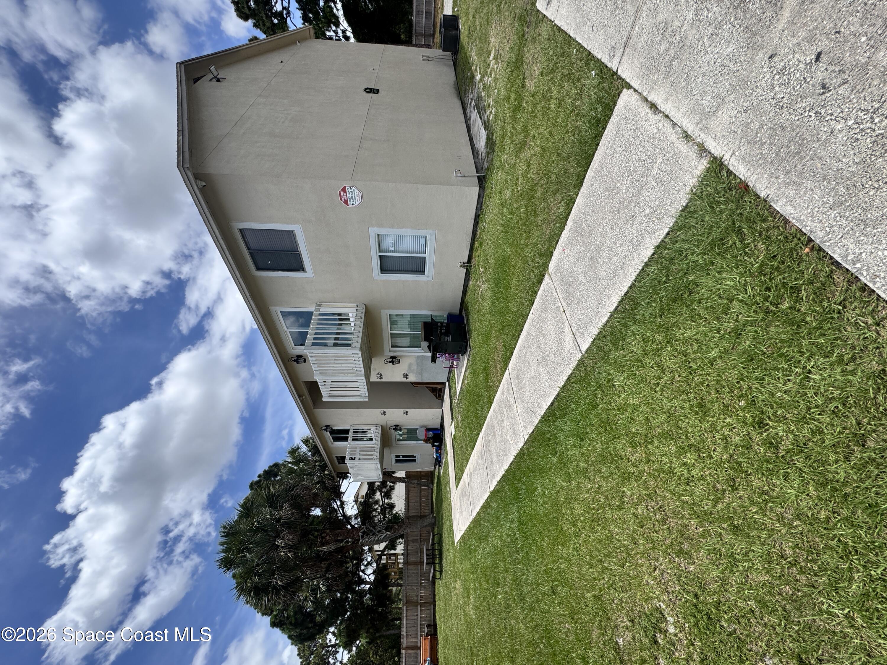 2012 Tree Ridge Lane NE, Palm Bay, FL 32905