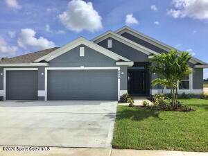 210 Edgevale Road SE — photo