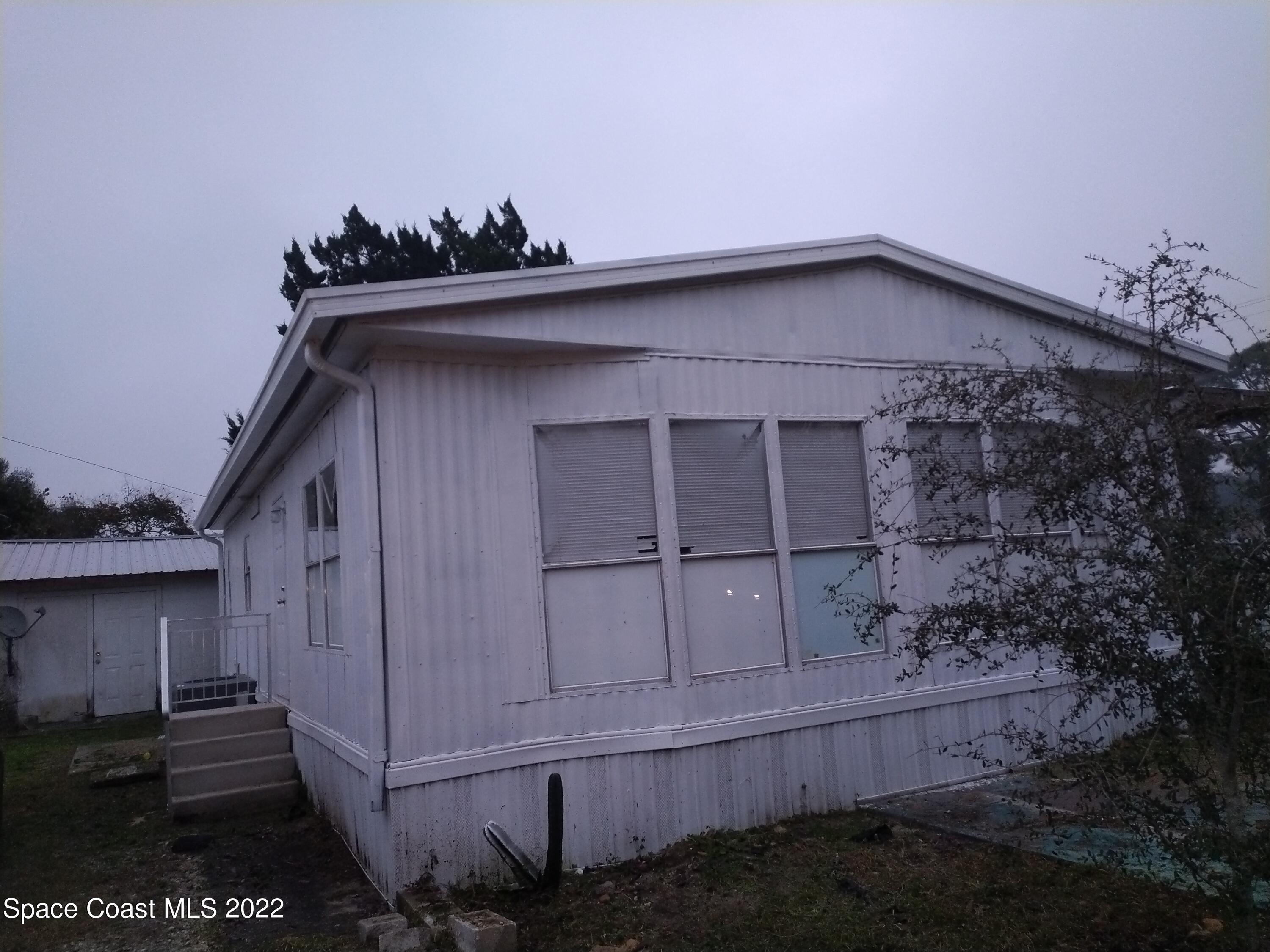 3482 Brockett Road — photo