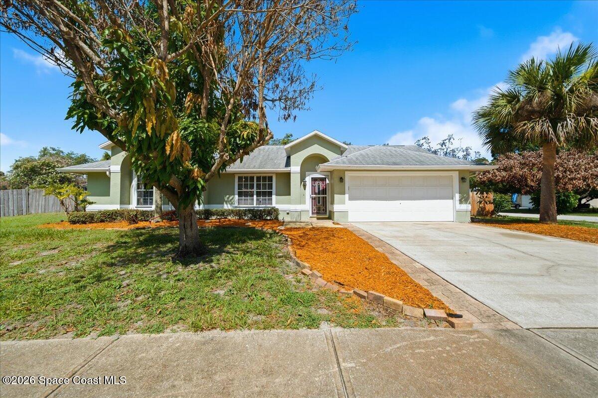 813 Emerald Way — photo