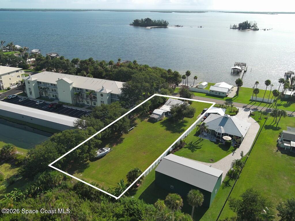 13485 N Indian River Drive — photo