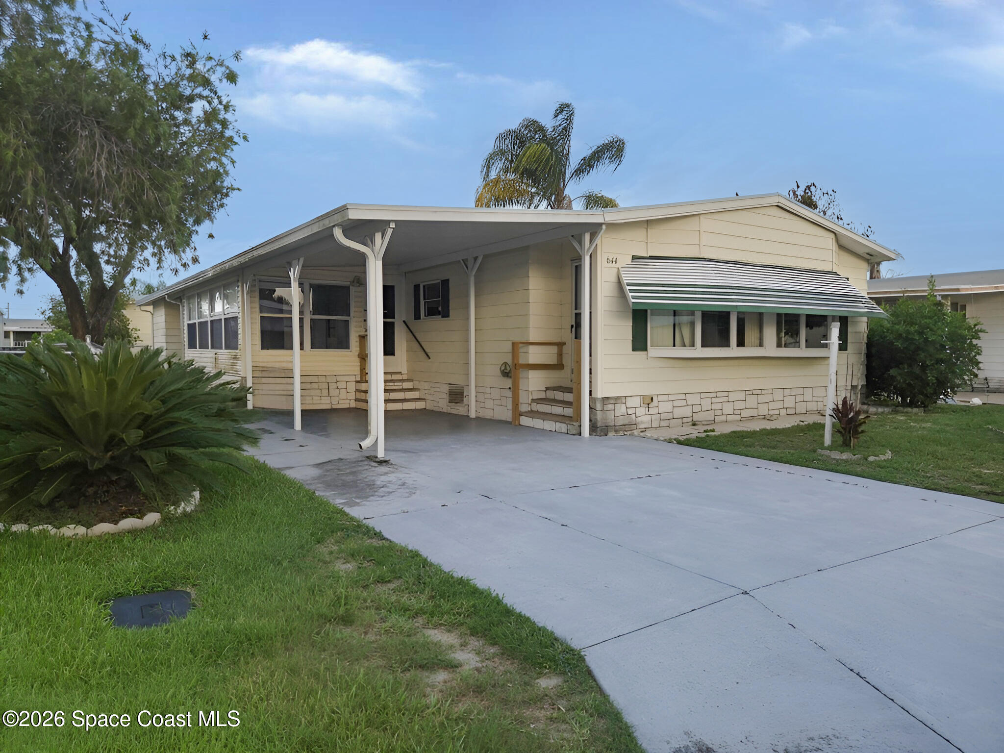 644 Wedelia Drive — photo