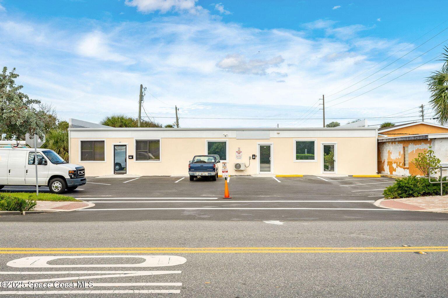315 Minutemen Causeway — photo