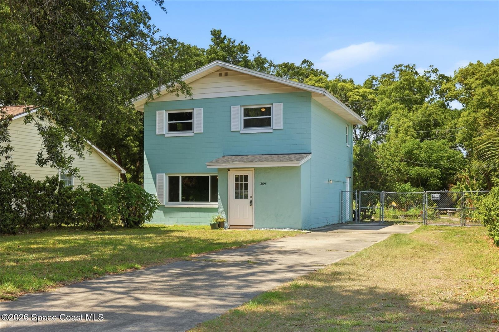 804 Rosalia Drive — photo