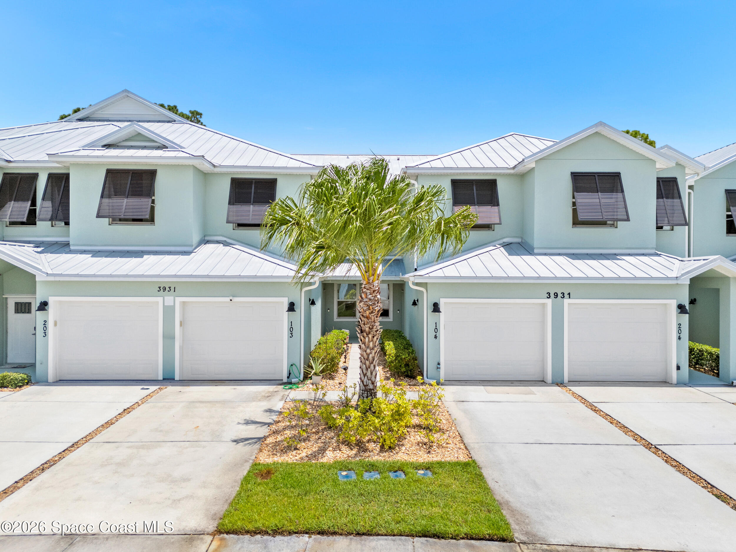 3931 Playa Del Sol Drive 104 — photo