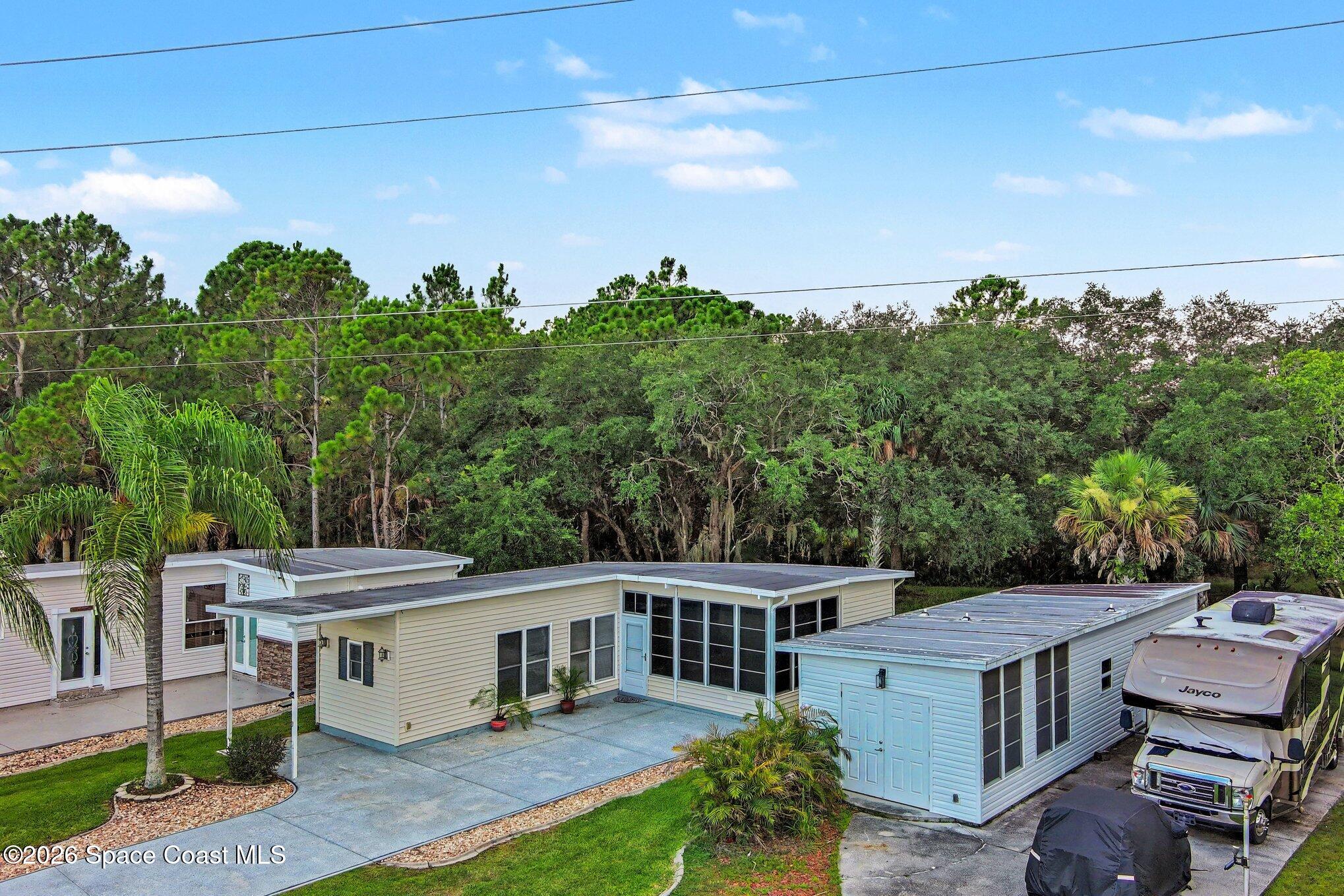 349 Plantation Drive — photo
