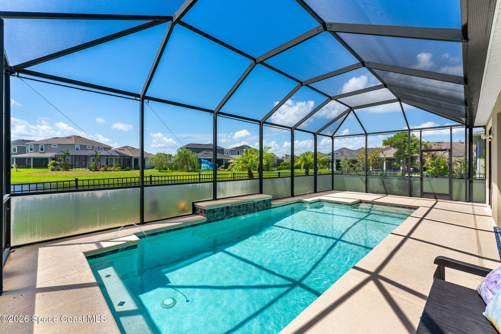 3235 Hummingbird Way — photo