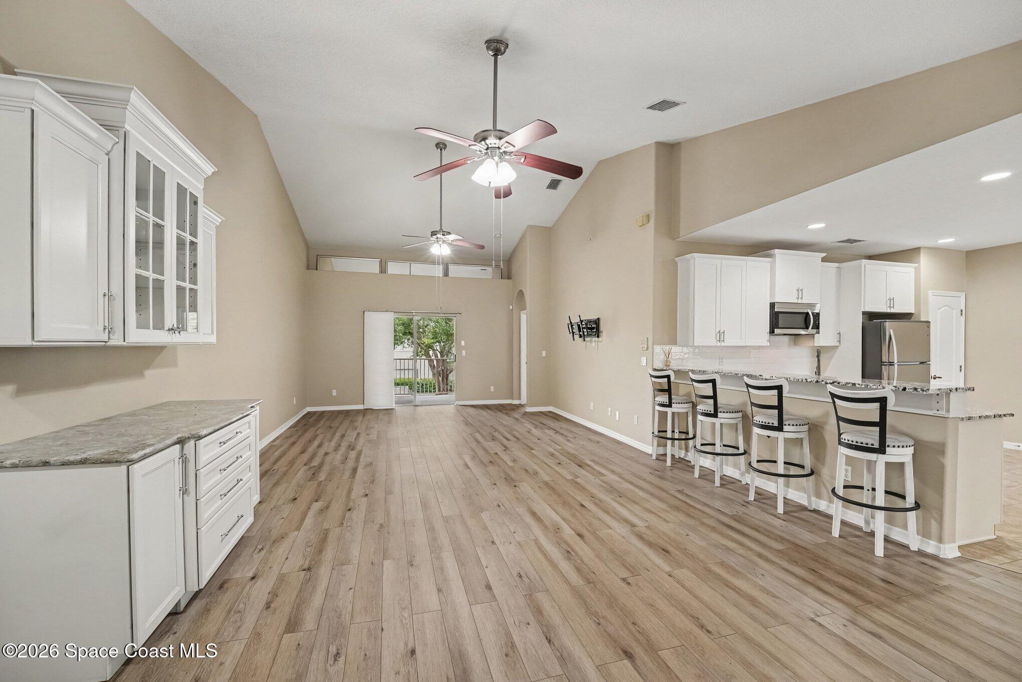 1030 Venetian Drive #203 — photo