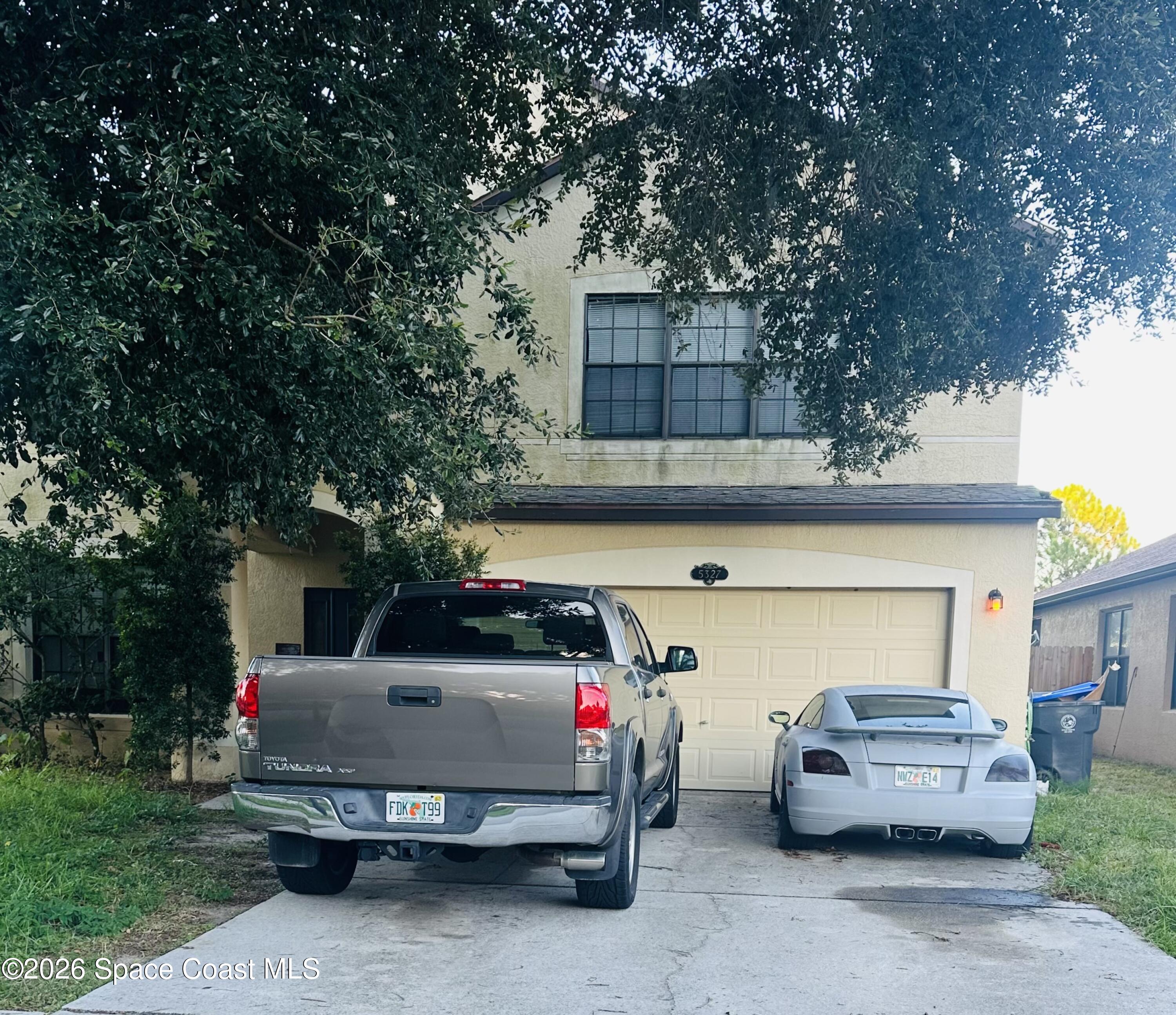 5327 Enchanted Avenue — photo
