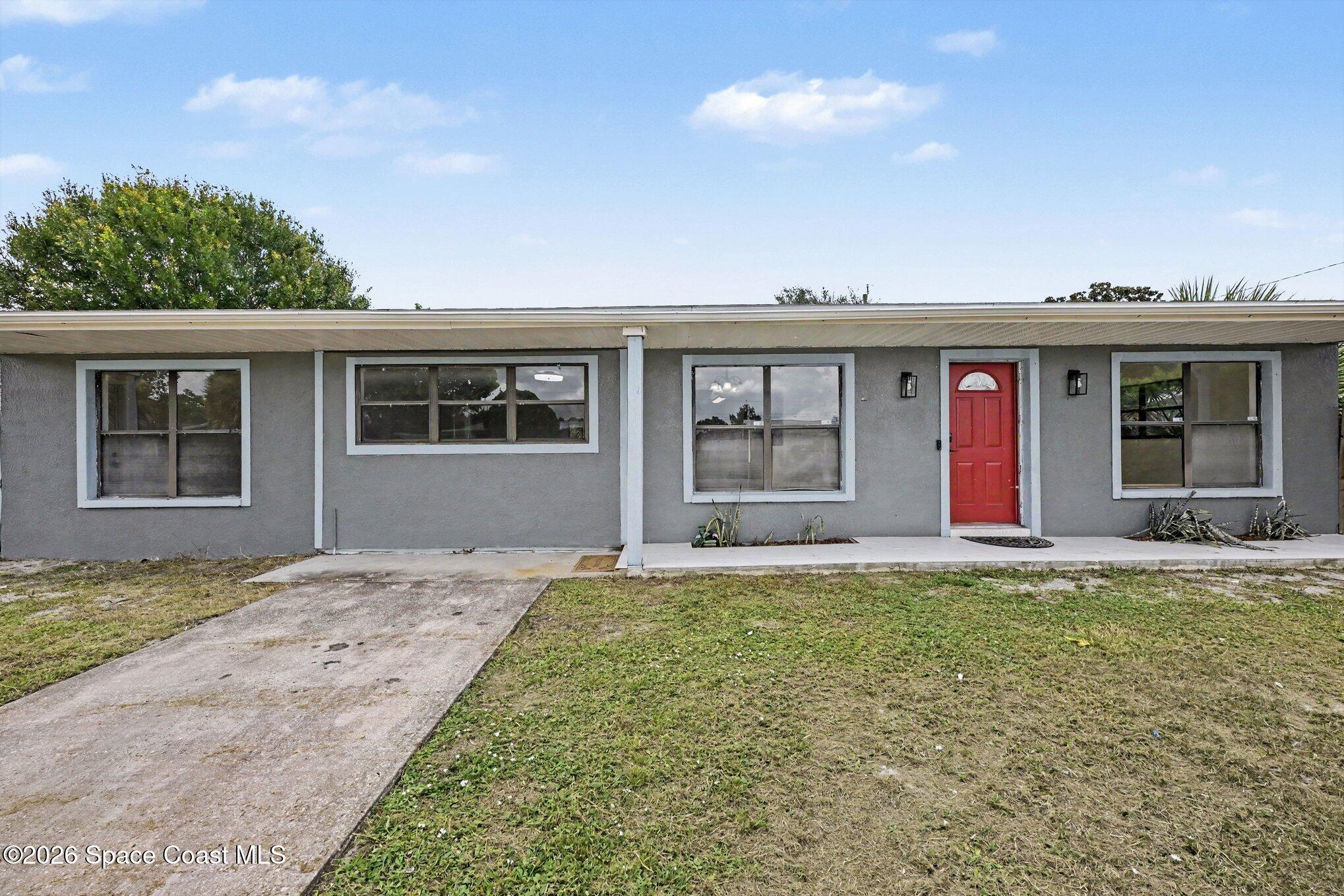 2292 Lakeview Drive — photo