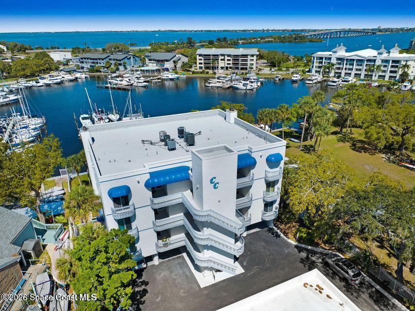 1208 E River Drive 401 — photo
