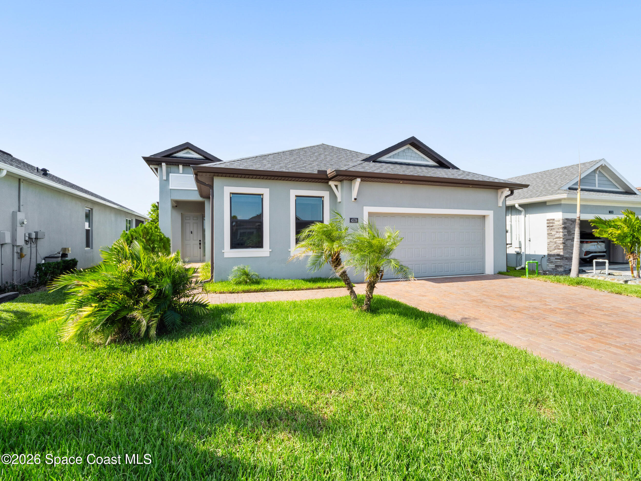4578 Trovita Circle — photo
