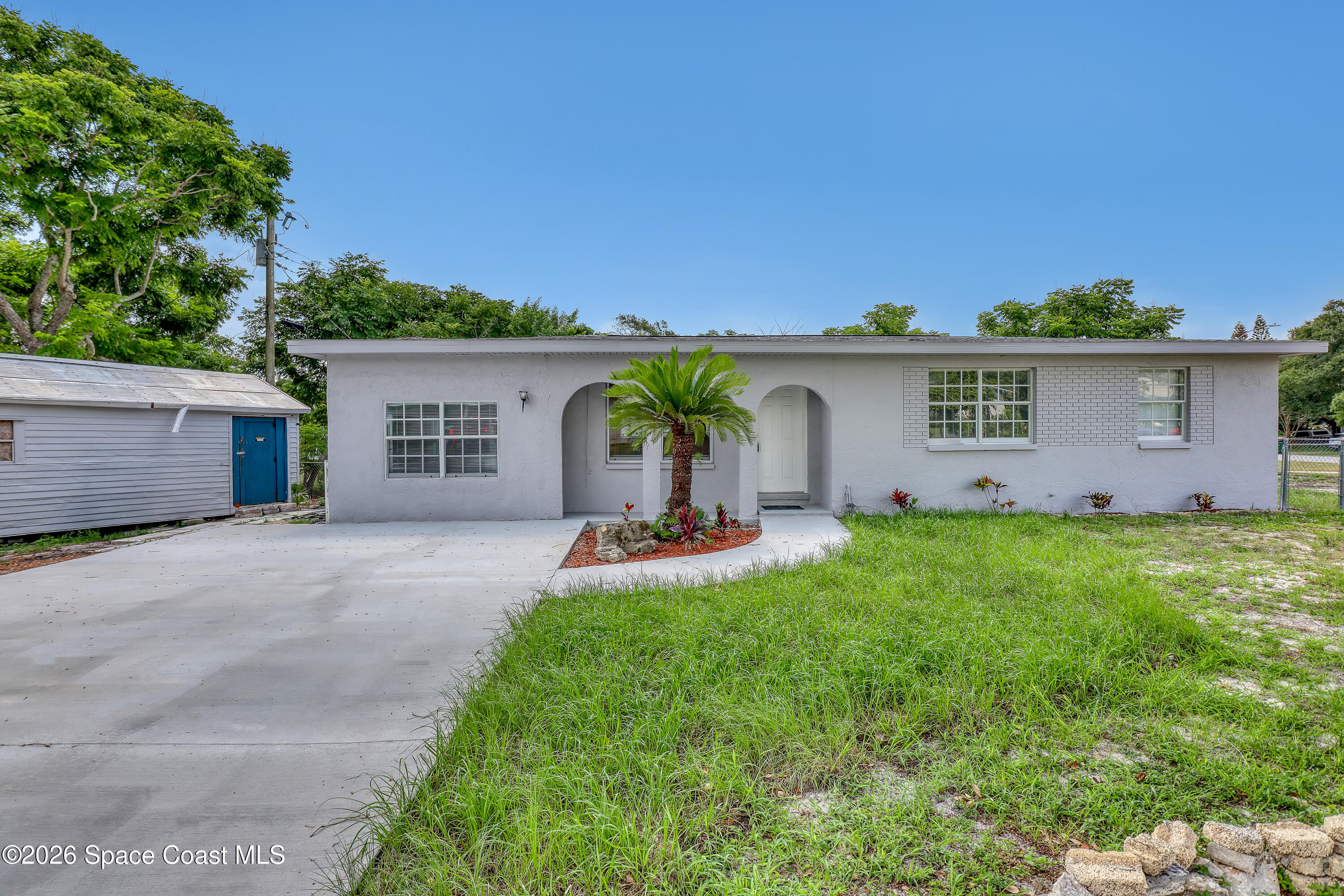 807 Hillsdale Drive — photo