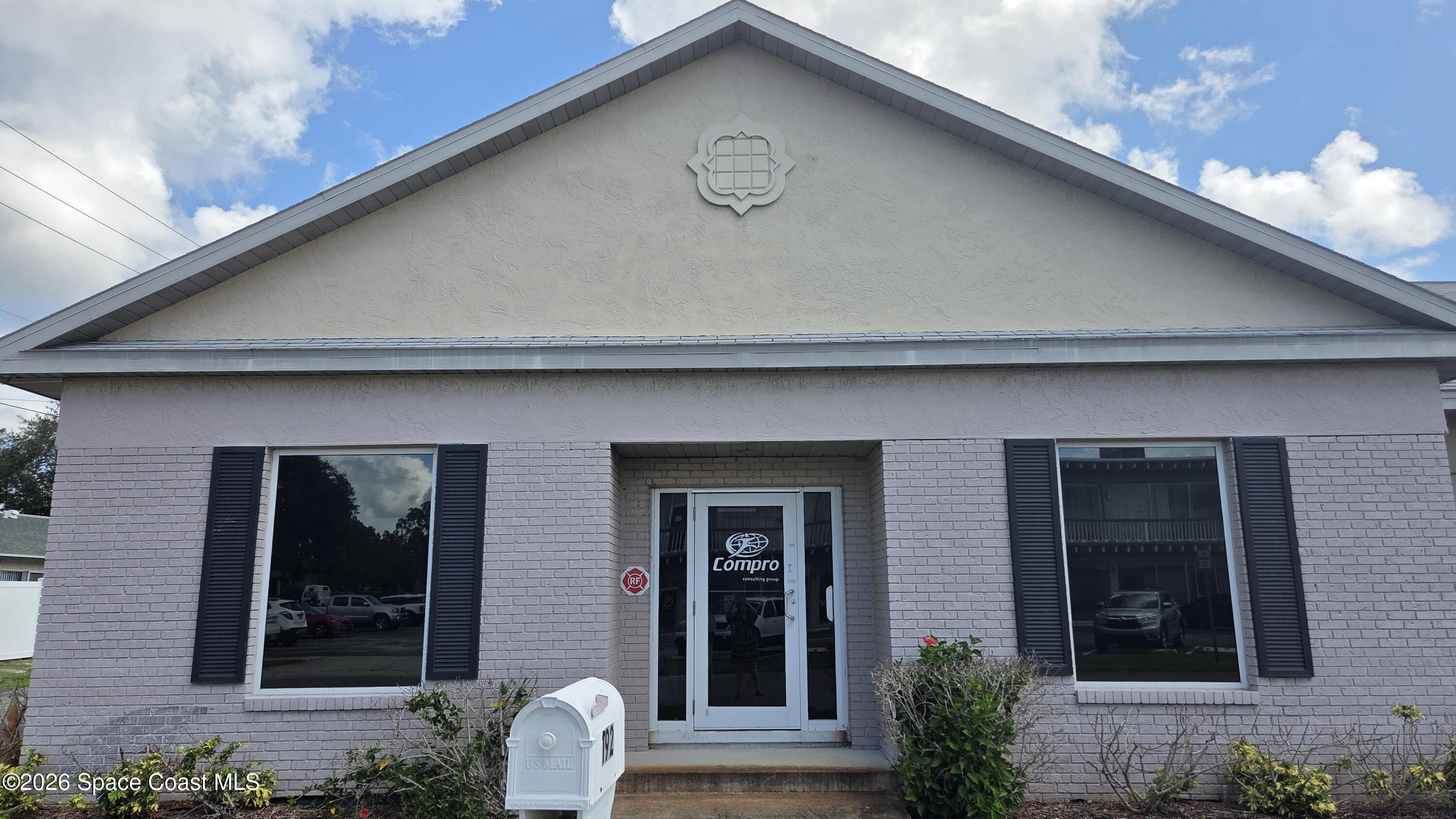 3822 S Washington Avenue S Back Office — photo