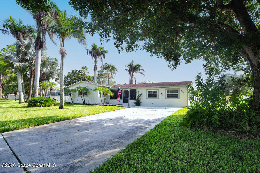 960 Kings Post Road — photo