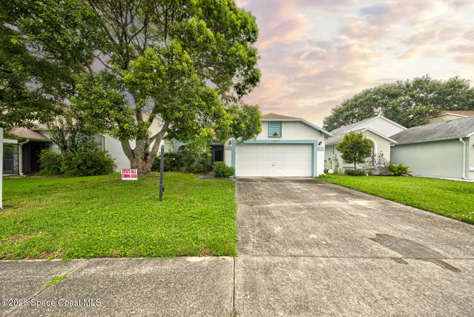1607 Clover Circle — photo