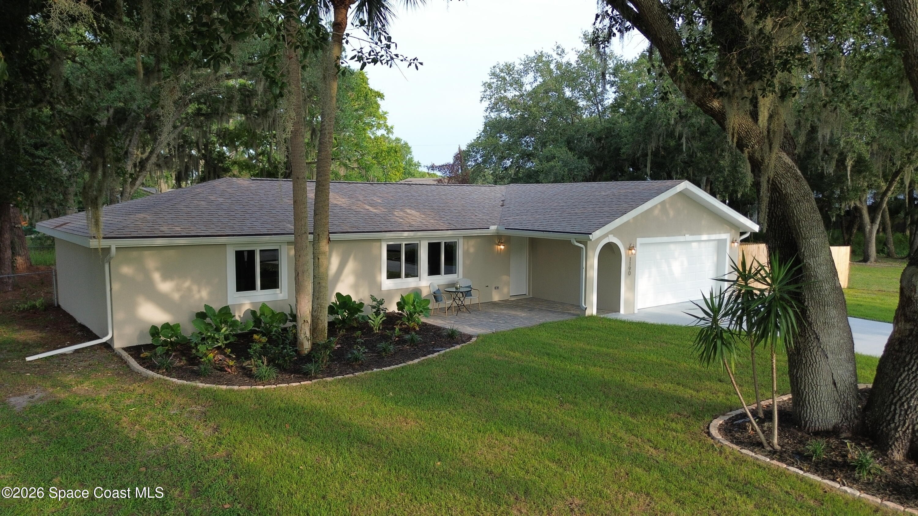 1190 E Grapefruit Road SE — photo