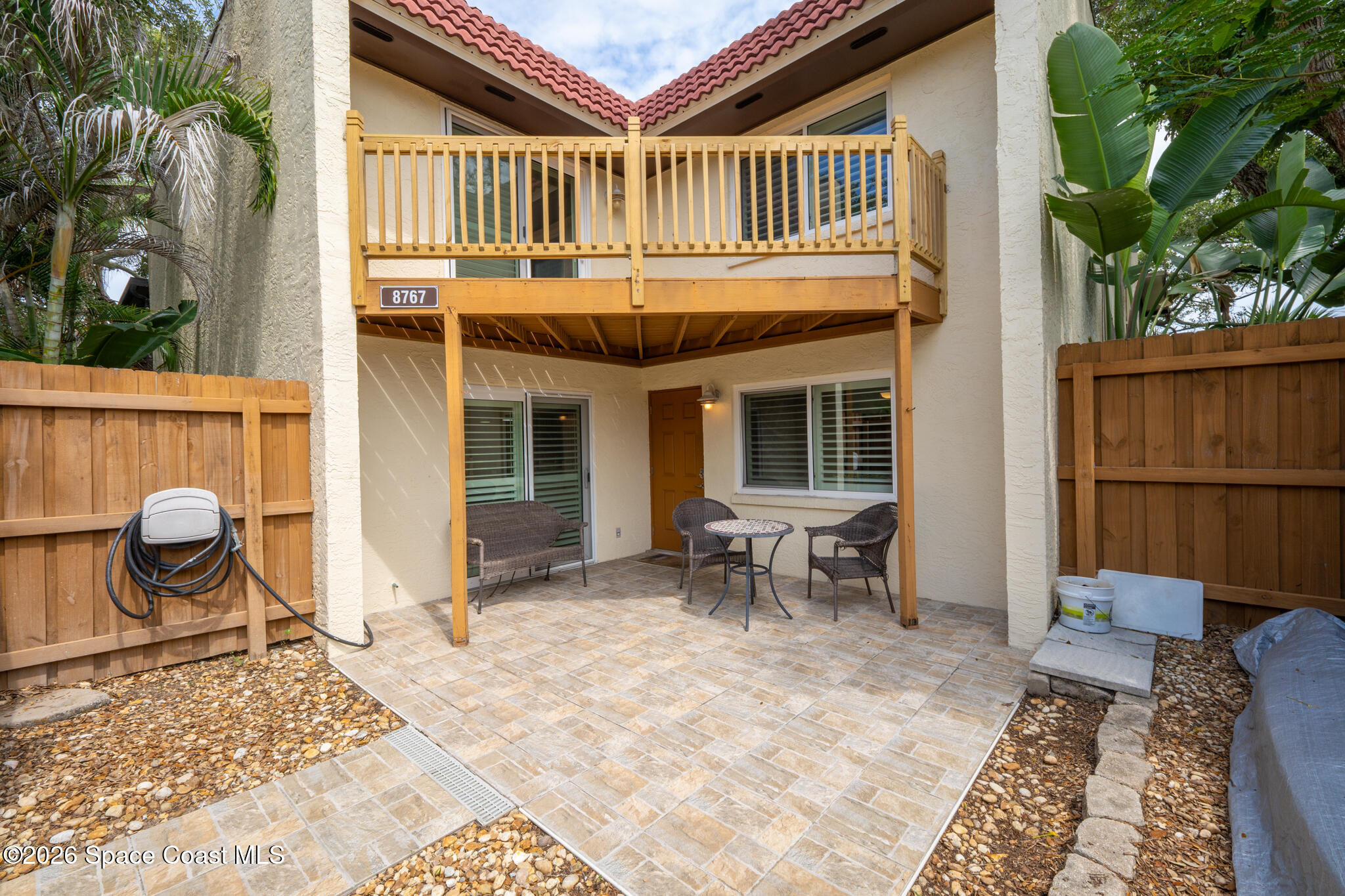 8767 Live Oak Court — photo