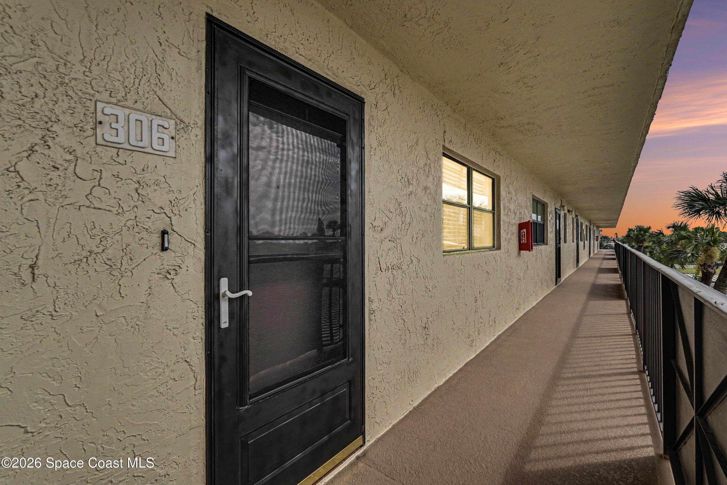 520 Palm Springs Boulevard 306 — photo