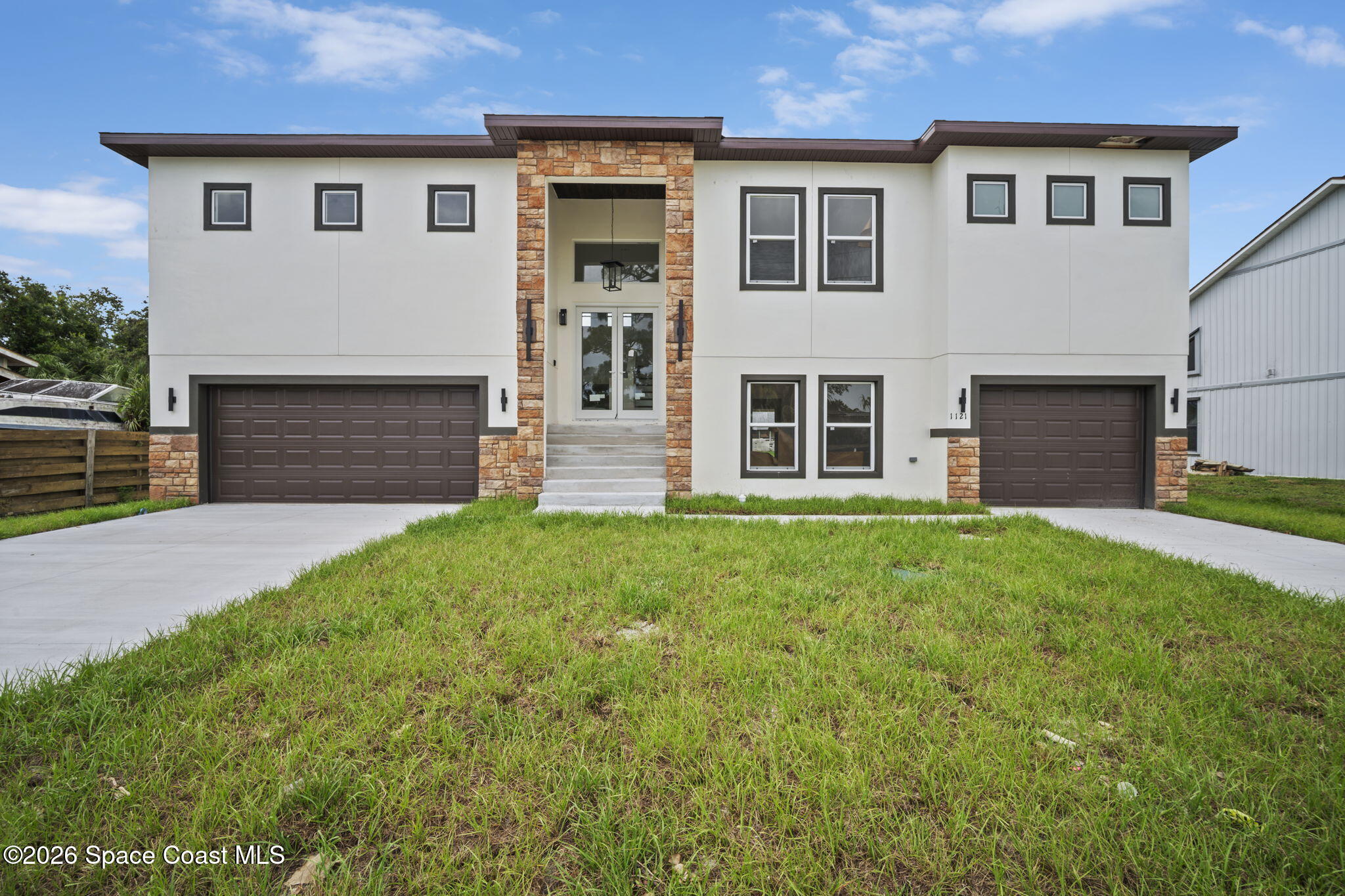 1121 River Drive NE — photo