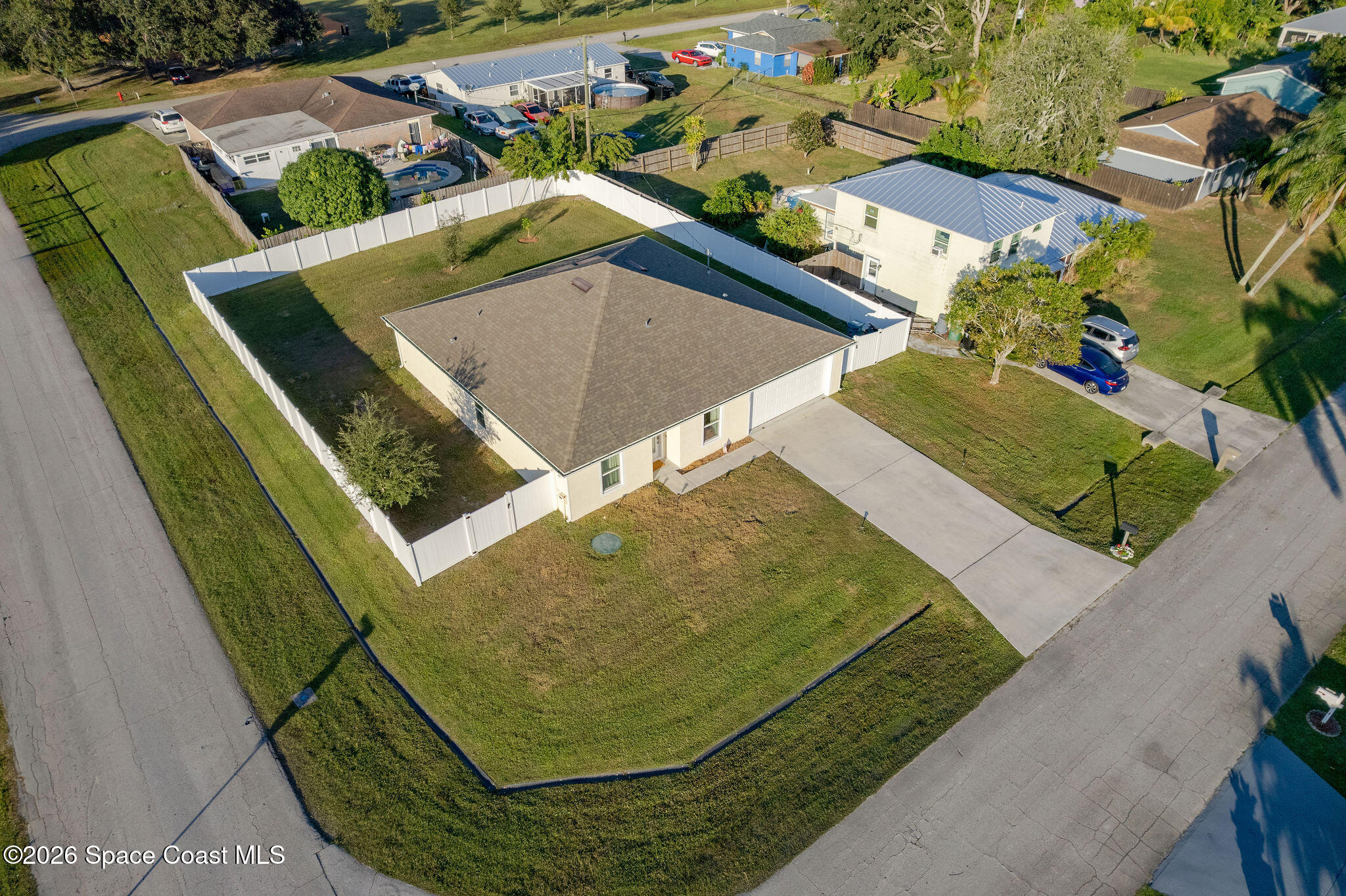 597 NW Kilpatrick Avenue — photo
