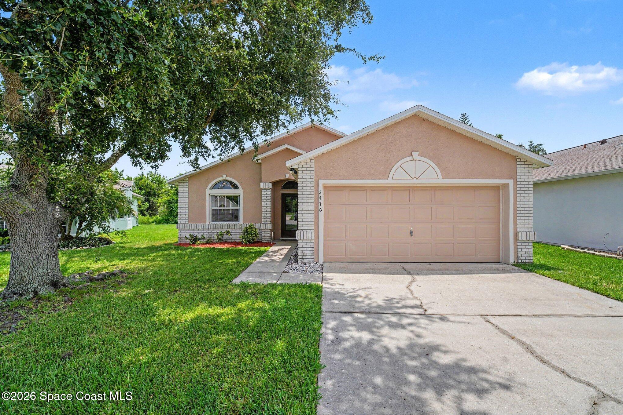 2476 Hidden Pine Lane NE — photo