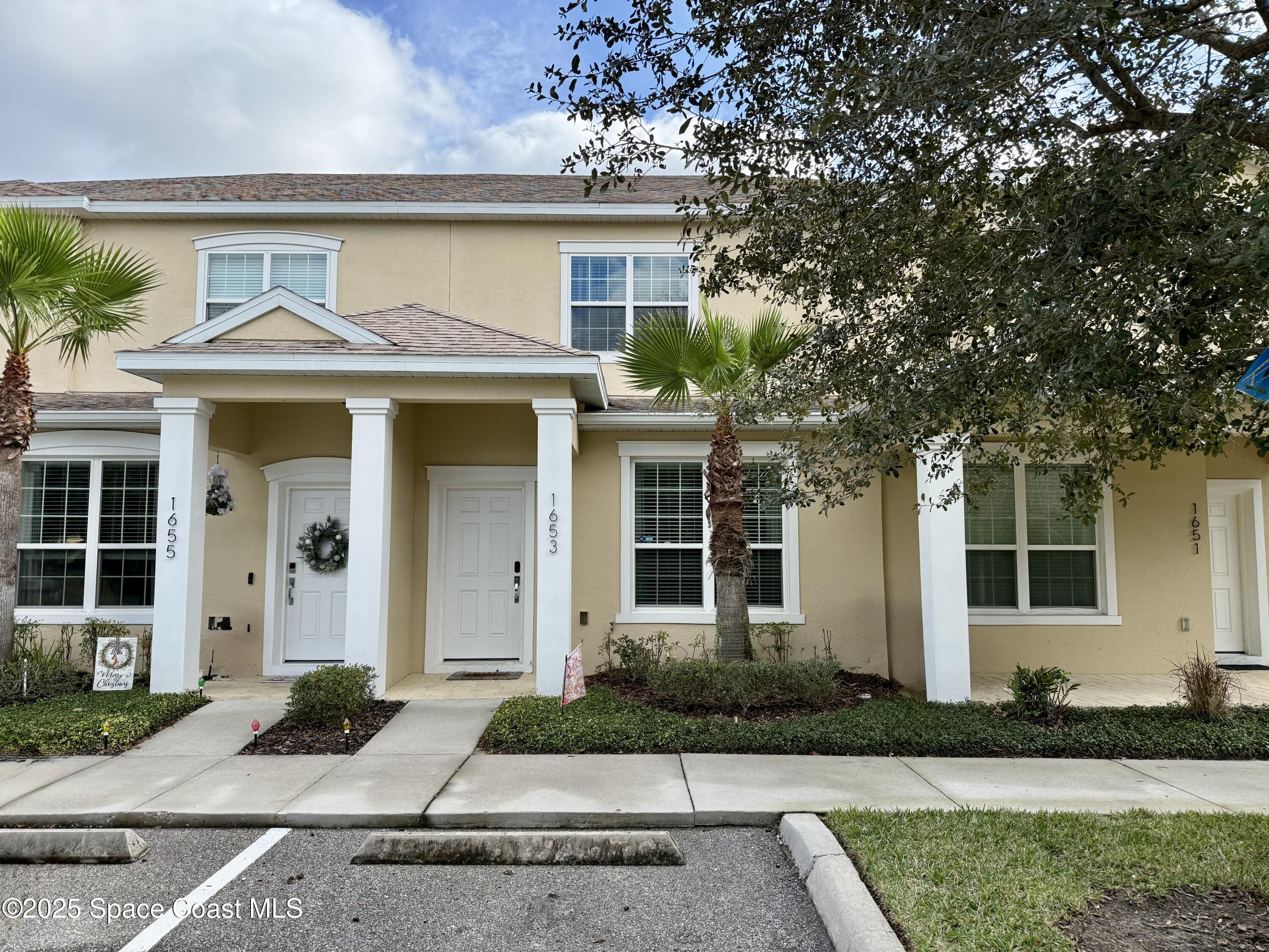 1653 Retreat Circle — photo