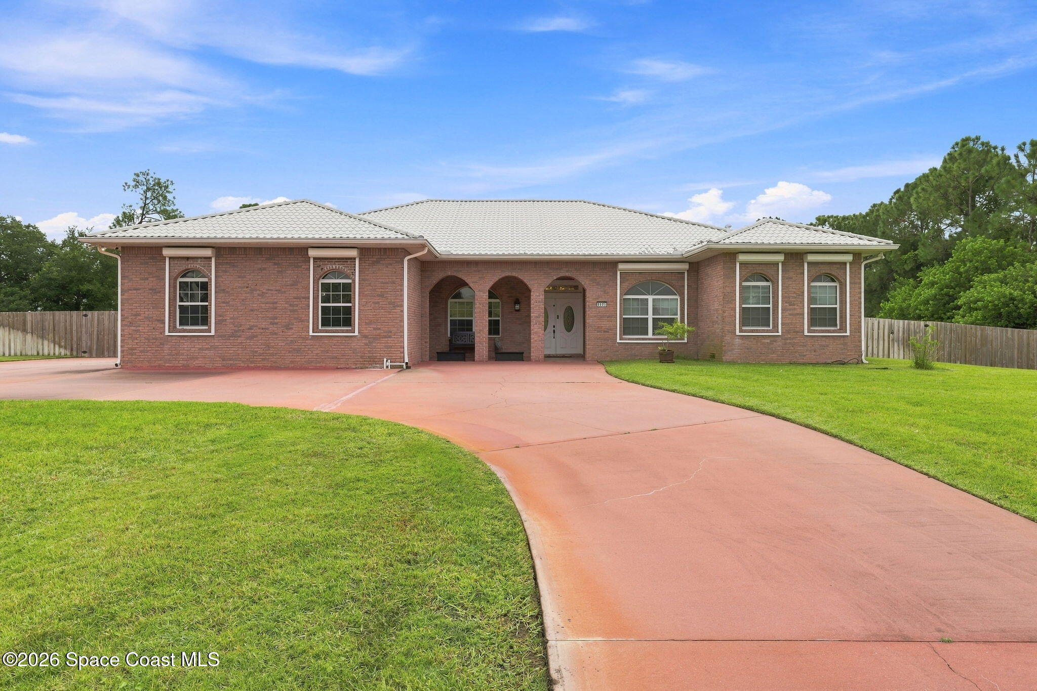 8605 Lake Ridge Drive — photo
