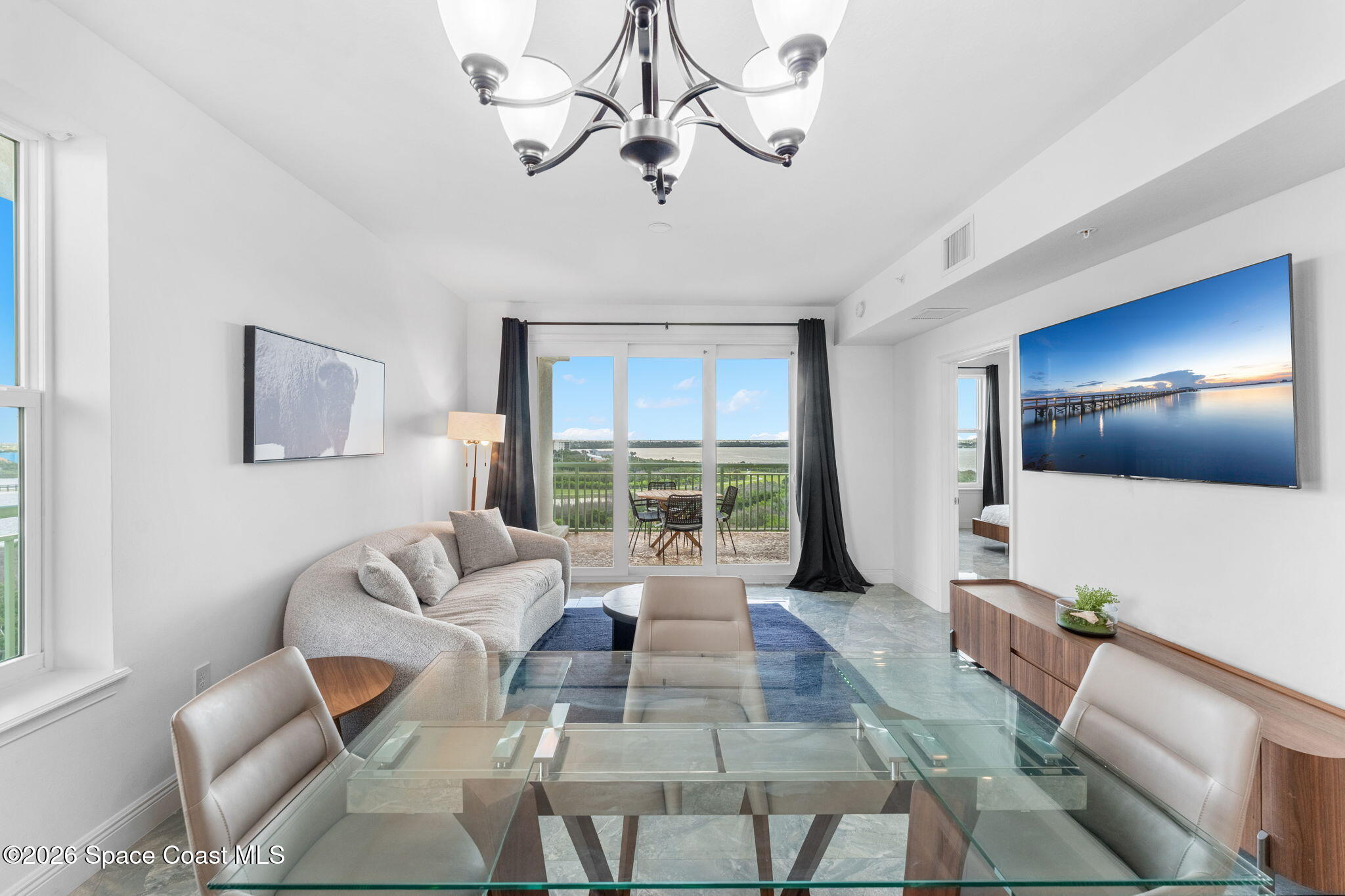 735 Pilot Lane 901 — photo