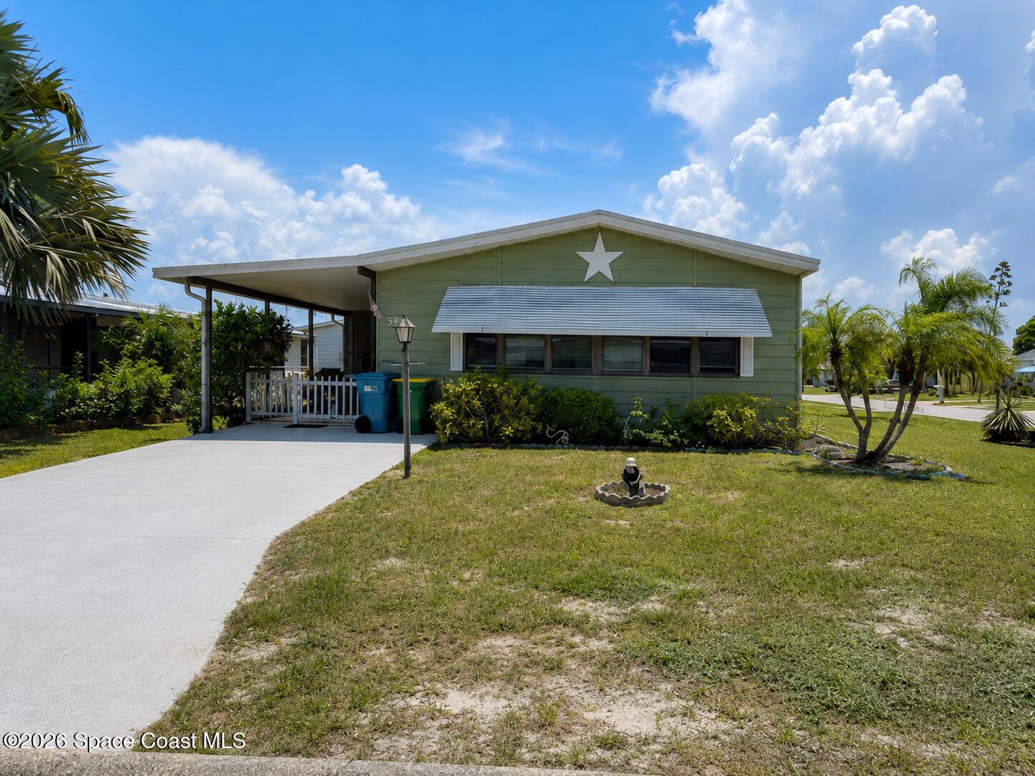 913 Cassia Drive — photo