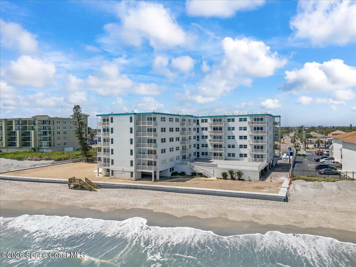 205 Highway A1a 302 — photo