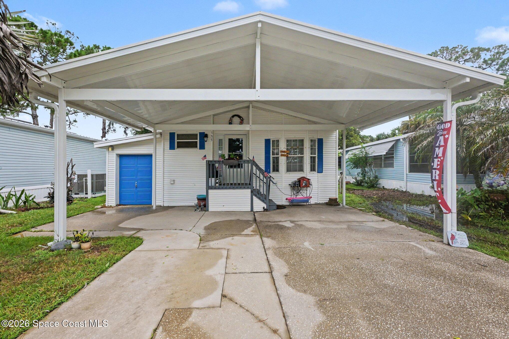 535 Lake Drive 535 — photo