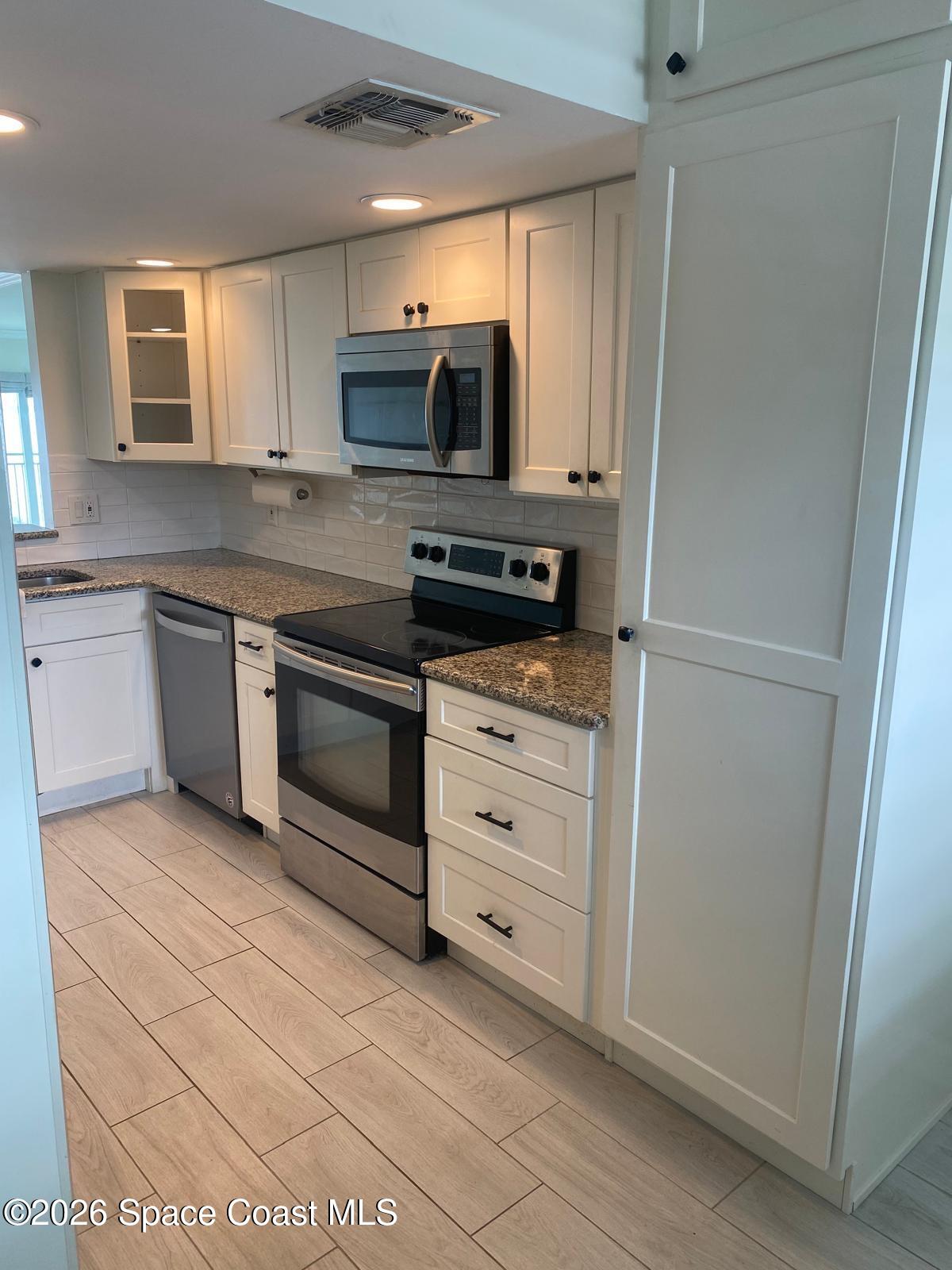 3901 Dixie Highway NE 306 — photo