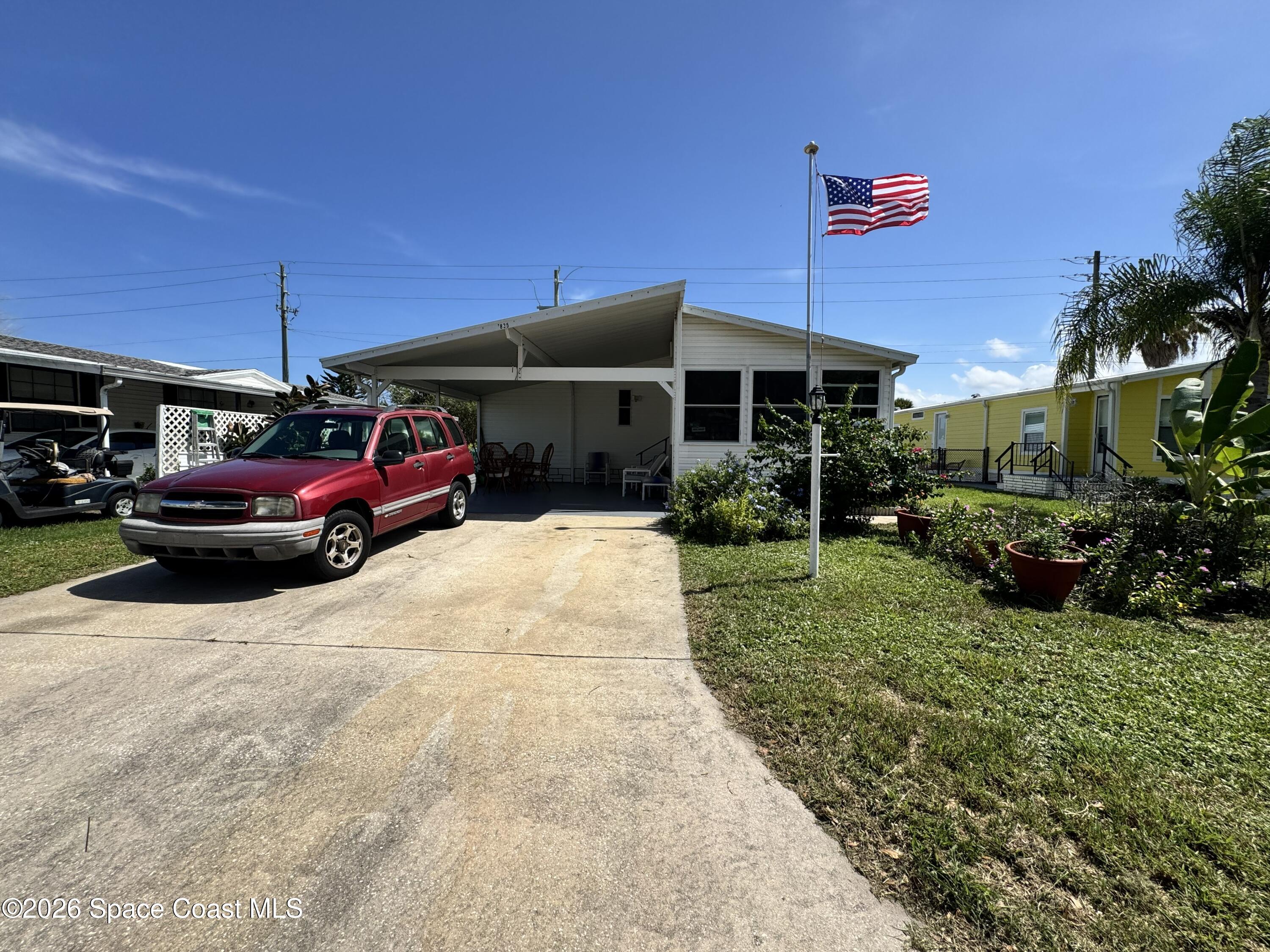 835 Vireo Drive — photo